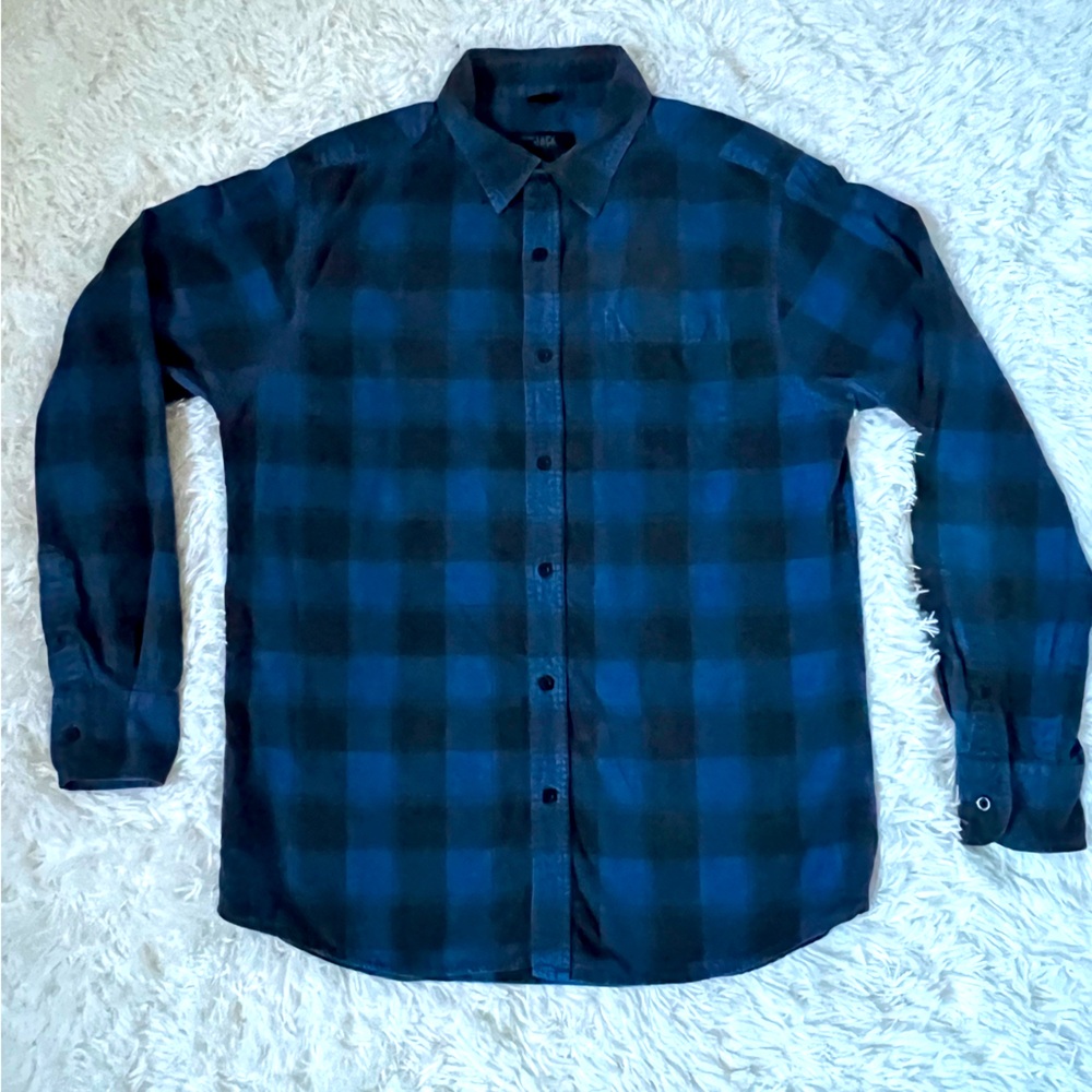 Diamond Jack Men’s Medium Slim Fit Blue Black Plaid Corduroy Shirt